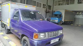 ISUZU PANTHER BOX (2000)