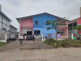 Gudang Baru Marunda Center siap pakai ada loading dock bisa kontainer