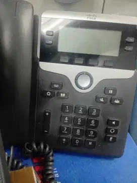 Pesawat telephon ip phone untuk kantor.