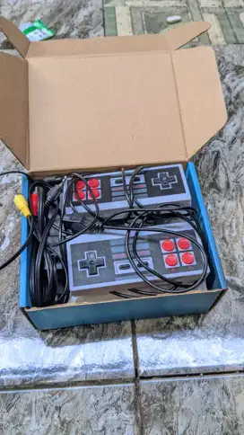 NINTENDO 620 NES GAMES CLASSIC GAMES CLONE BUILT-IN 620 CONSOLE MARIO