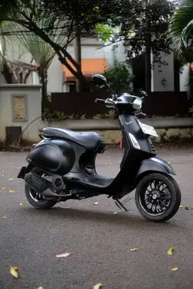 PIAGGIO VESPA MATIC SPRINT 150 NOTTE EDITION 2019 BISA KREDIT