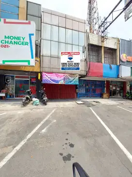 Sewa Jual Ruko 2 tk Boulevard Raya 4,5 x 17 Dekat Mall Kelapa Gading