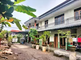 RUMAH LANTAI DUA MINIMALIS LOKASI TEMESI GIANYAR