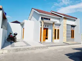 Rumah Baru Ready Unit Lingkungan Cluster Gedongan Colomadu