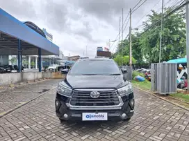 [OLX Mobbi] KM Low Toyota Kijang Innova Hitam 2.0 G Bensin-AT 2021 UZC