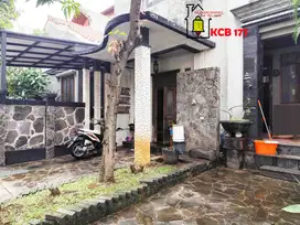 Rumah Asri di Perumahan Kota Wisata, Cocok untuk Keluarga Muda