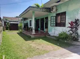 Dijual Rumah Luas Tapi Murah di Jombor, Dekat Kampus UGM
