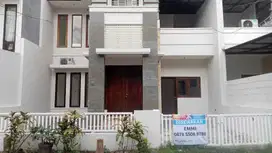 Disewakan Rumah 2 lantai di Koala Regency