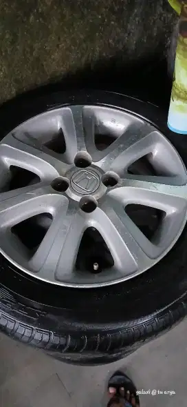 Velg oem city r15