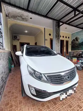 KIA Sportage SUNROOF