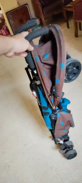 Stroller anak dan bayi