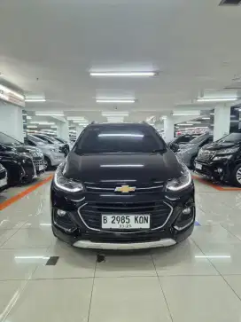 Chevrolet trax 2019 premiere turbo at hitam pribadi apik