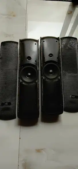 1 pasang Speaker B&W