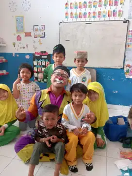 Badut ulang tahun khitanan terdekat termurah di Semarang
