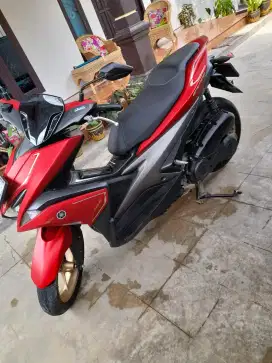 Di Jual YAMAHA AEROX 2019 Type Tertinggi(Key Less), HARGA NEGO