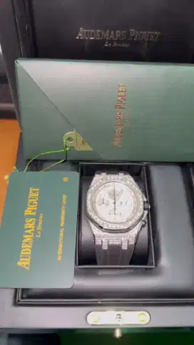 Audemars Piguet Royal Oak Offshore Full Diamond Factory