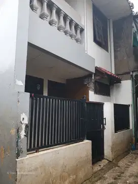 Rumah 2 Lantai Strategis di Tengah Kota Bandung – Pagarsih, Cibadak