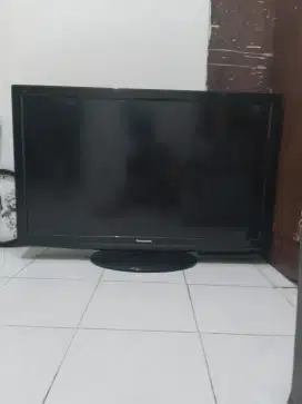 Panasonic TV LCD 42 inch ( TV Besar Murah )