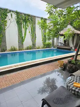 RUMAH CANTIK MAGNOLIA HOOK ADA SWIMMING POOL