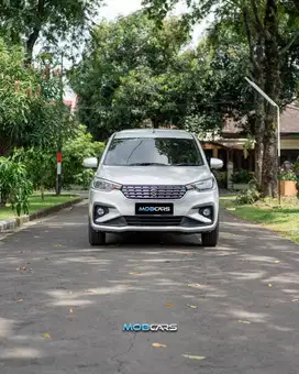 CASH TERMURAH SUZUKI ERTIGA 1.5 GX MT 2019 ABU-ABU MANUAL MOBCARS