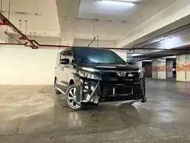Toyota Voxy 2.0 AT NIK 2020 STNK on 03/2026