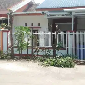 dijual rumah include furnished di Nusa tamalanrea indah