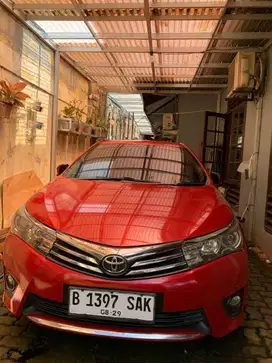 Altis 2014 G 1.8 V AT