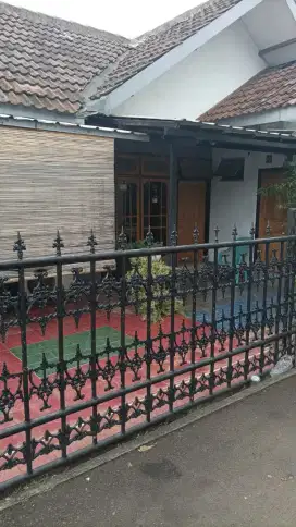Rumah Strategis Jakarta Timur - SHM