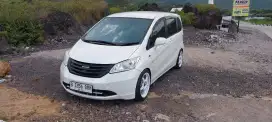 Honda freed 2013 SD