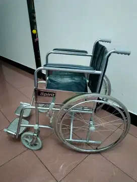 Kursi Roda dan Alat Bantu Jalan