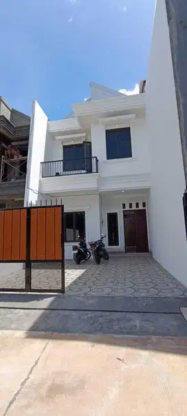 Y239B Rumah Baru Lingkungan Nyaman di Kodau Jatimekar Bekasi