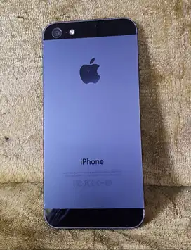 Iphone 5 A1428 utuh cukup mulus tapi mati