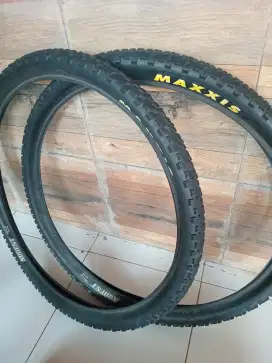 Ban luar maxxis ukuran 29