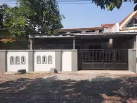 Rumah di Perum Griya Raharja Jl. Supriyadi dekat SMP 15 Semarang