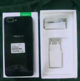 Oppo a3s ram 6/128gb warna hitam .,