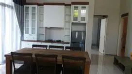 Rumah di Kota Baru Parahyangan, Asri Minimalis Tatar Naganingrum