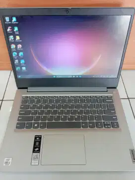 Laptop Lenovo Ideapad Slim 3 - Core i3 Gen 10/ Ram 4Gb/ SSD 256