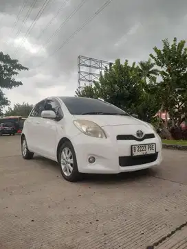 YARIS 1.5 J AT 2012