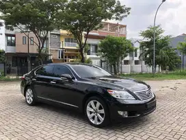 Lexus LS 460L 2011