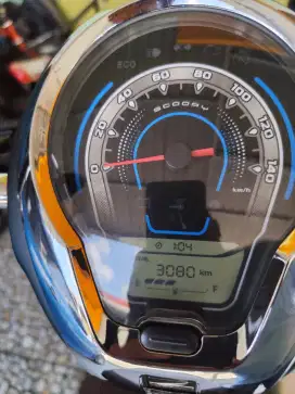 DIJUAL SCOOPY 2024 LOW KM