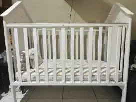 Ranjang Bayi/Baby Kondisi Mulus 95% bisa pakai sampai umur 3 tahun