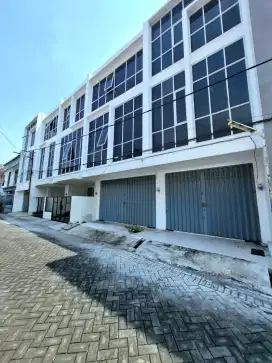 Dijual RUKO BRONGGALAN