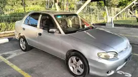 Sedan Hyundai Accent 2004