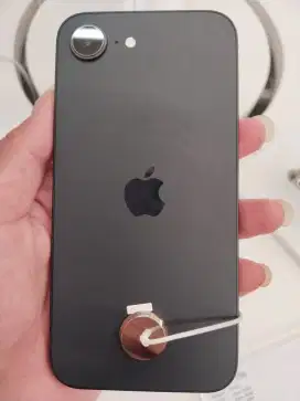 I-Phone 16 e 128