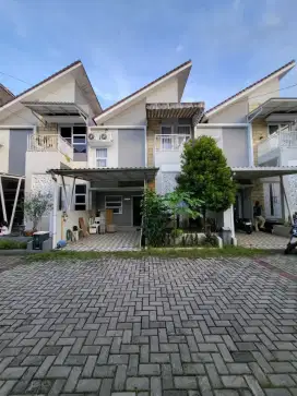 jual cepat perum Depok kota 900 an 2 lantai