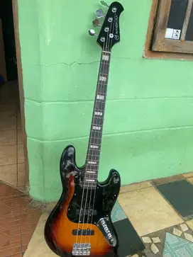 Mandalika MJB100 Jazz Bass