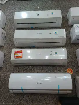 AC Midea setengah PK cicilan cukup eKTP saja