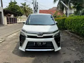 Toyota Voxy 2019 Bensin