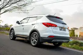 Hyundai Santa Fe 2014 Bensin