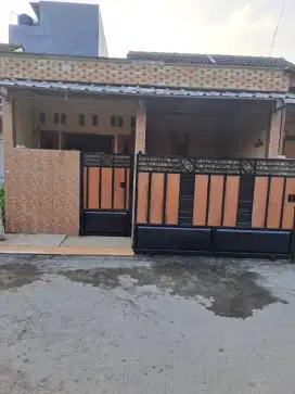 5MENIT KE STASIUN METLAND,Bebas banjir,Blok depan, strategis